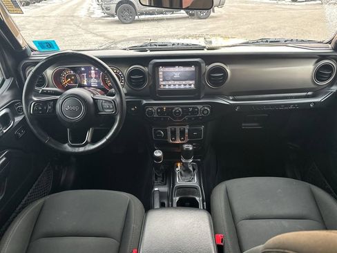 Used 2018 Jeep Wrangler Sport image 17