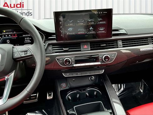 Used 2023 Audi S4 Premium Plus image 9