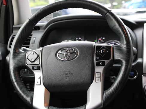 Used 2023 Toyota 4Runner Limited AWD/4WD image 11