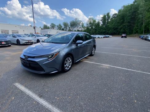 Used 2024 Toyota Corolla LE FWD image 8