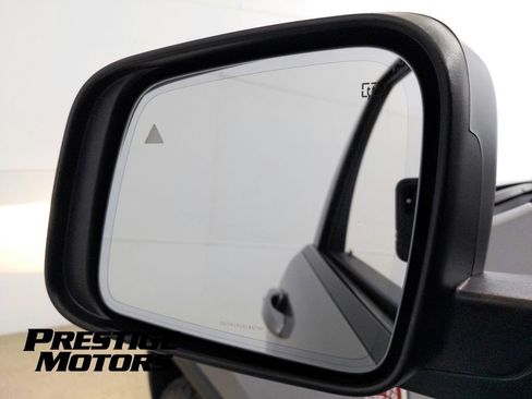 Used 2019 Jeep Grand Cherokee Trailhawk AWD/4WD image 18