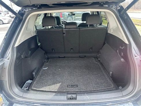 Used 2022 Volkswagen Tiguan SE image 10