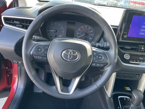 Certified 2023 Toyota Corolla Cross LE image 16