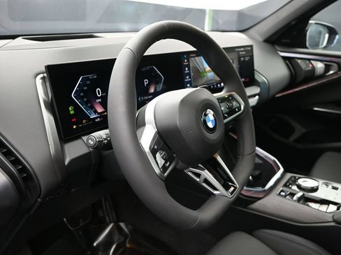 New 2026 BMW X3 xDrive30i w/ Premium Package AWD/4WD image 12