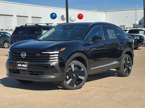 New 2026 Nissan Kicks SR w/ SR Premium Package image 2