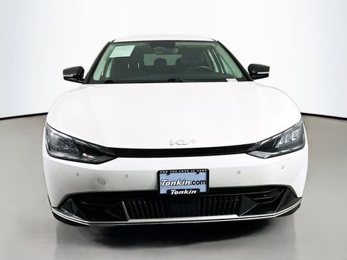 Used 2023 Kia EV6 Wind image 2