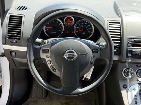 Used 2012 Nissan Sentra 2.0 SR FWD image 14