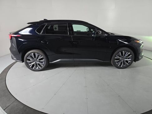 New 2026 Subaru Solterra image 6