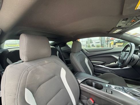 Used 2024 Chevrolet Camaro LT RWD image 27