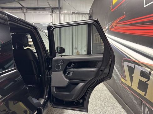 Used 2020 Land Rover Range Rover HSE AWD/4WD image 28