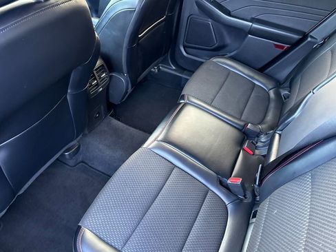 Used 2024 Ford Escape ST-Line image 5