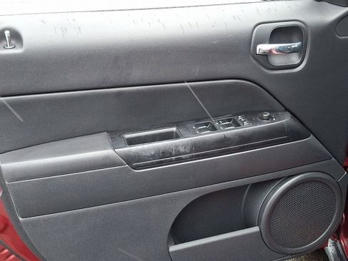 Used 2015 Jeep Patriot Sport w/ Power Value Group image 12