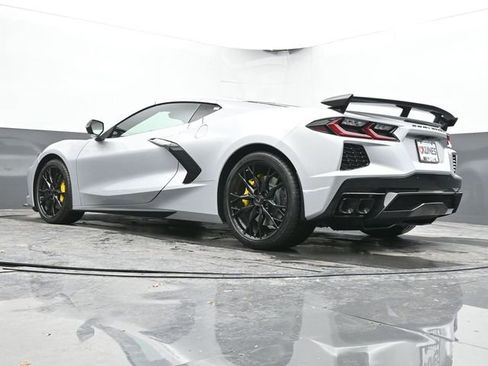 New 2026 Chevrolet Corvette Stingray Premium Cpe w/ Z51 Performance Package image 40
