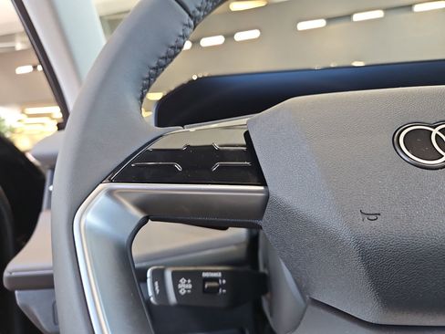 New 2026 Audi Q3 quattro 2.0T AWD/4WD image 21