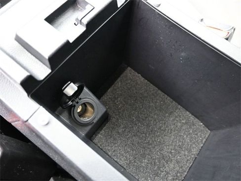 Used 2020 Subaru Outback Limited image 24