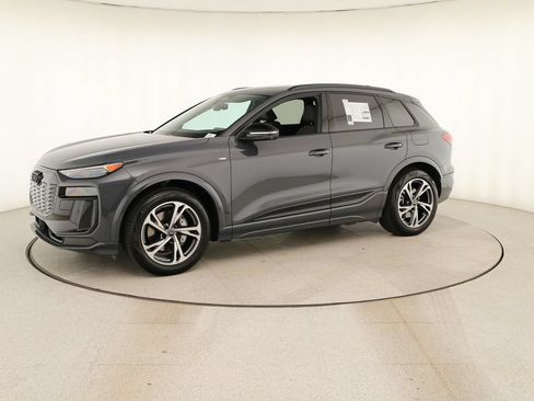 New 2027 Audi Q6 e-tron Prestige AWD/4WD image 12