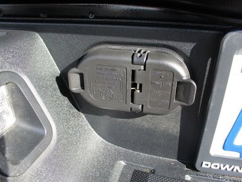 Certified 2021 Toyota Tacoma SR5 w/ Technology Package RWD image 16