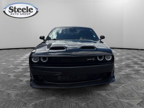 Used 2020 Dodge Challenger SRT Hellcat image 8