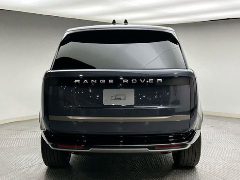 Used 2024 Land Rover Range Rover SE AWD/4WD image 12