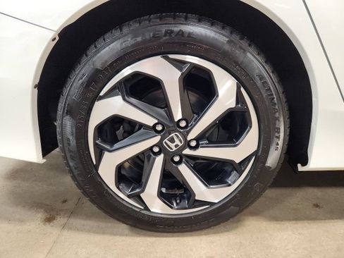 Used 2016 Honda Accord EX-L image 27