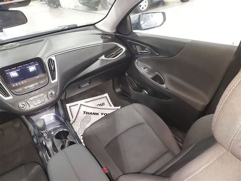 Used 2023 Chevrolet Malibu LT image 11