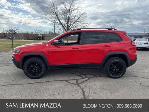 Used 2019 Jeep Cherokee Trailhawk w/ Comfort/Convenience Group image 9