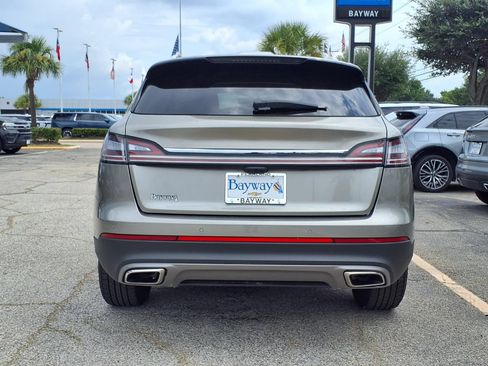 Used 2023 Lincoln Nautilus AWD image 22