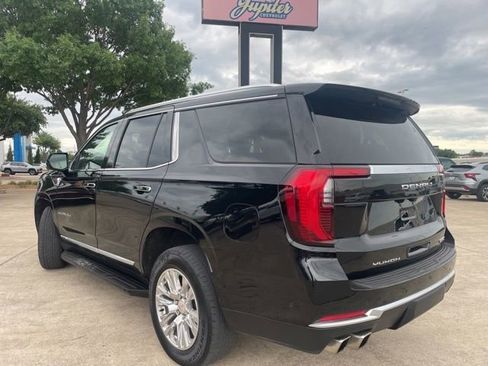 Used 2025 GMC Yukon Denali AWD/4WD image 7