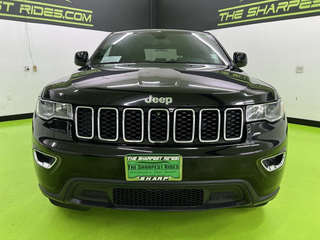 Used 2022 Jeep Grand Cherokee Laredo E AWD/4WD image 3