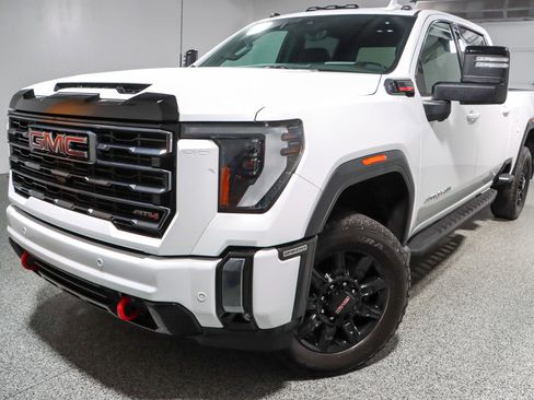Used 2024 GMC Sierra 2500 AT4 w/ AT4 Premium Plus Package image 35