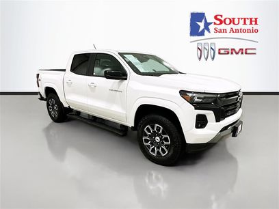 Used 2024 Chevrolet Colorado Z71 w/ Z71 Convenience Package 2