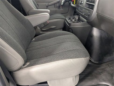 Used 2024 GMC Savana 2500 w/ Driver Convenience Package image 23