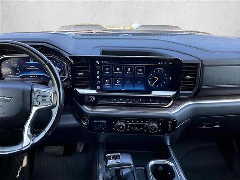 Used 2023 Chevrolet Silverado 1500 LT Trail Boss AWD/4WD image 8