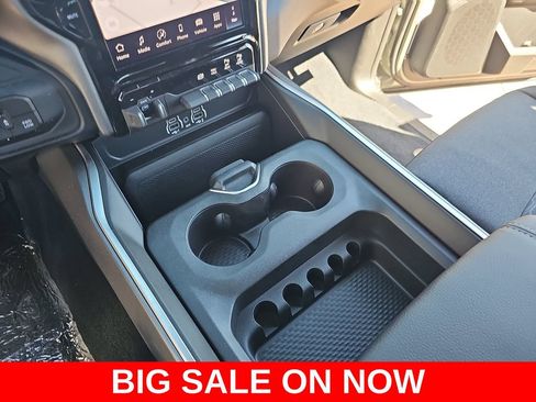New 2026 RAM 2500 Big Horn AWD/4WD image 24