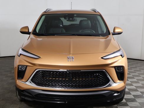 Used 2024 Buick Encore GX Sport Touring image 8