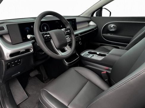 New 2026 Hyundai Ioniq 9 SEL AWD/4WD image 14