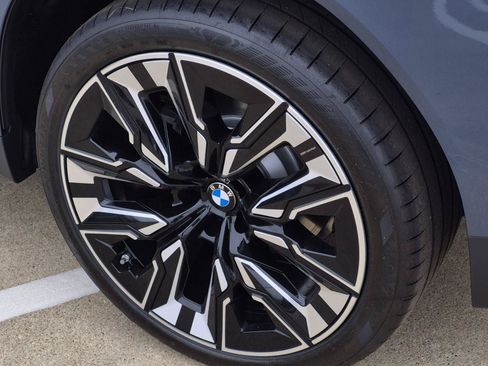 New 2026 BMW X3 xDrive30 w/ Premium Package AWD/4WD image 7