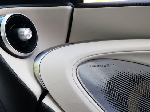 New 2026 McLaren GTS RWD image 20