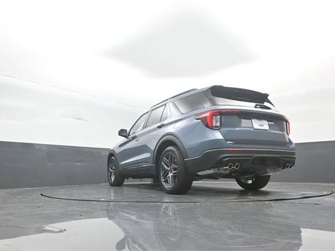 New 2026 Ford Explorer ST w/ Sun And Sound Package image 35