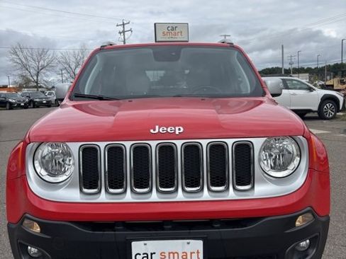 Used 2018 Jeep Renegade Limited image 2