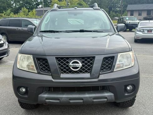 Used 2011 Nissan Frontier PRO-4X w/ Pro-4x Luxury Pkg AWD/4WD image 3