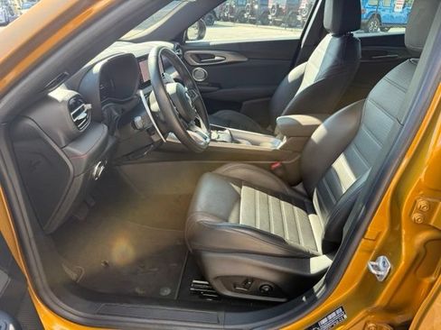 Certified 2024 Dodge Hornet R/T Plus w/ Tech Pack Plus w/o Parking AWD/4WD image 14