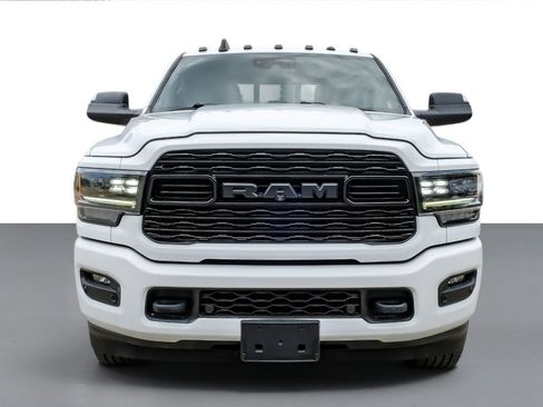Used 2022 RAM 3500 Limited RWD image 3