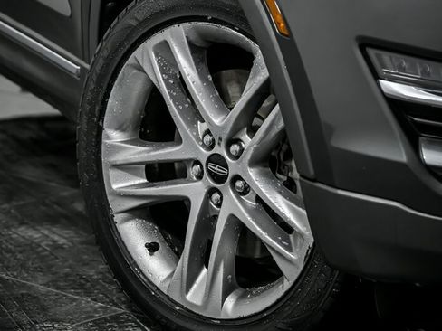 Used 2017 Lincoln MKC Reserve w/ Lincoln MKC Climate Package image 3