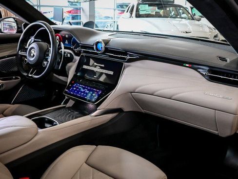 Used 2024 Maserati GranTurismo Modena image 21