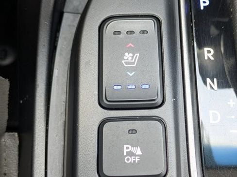 Used 2016 Hyundai Santa Fe Sport 2.0T w/ Option Group 05 FWD image 25