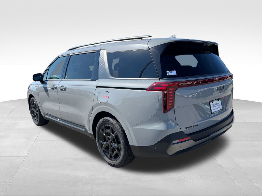 New 2027 Kia Carnival SX Prestige FWD image 3