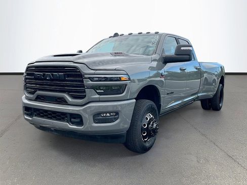 New 2026 RAM 3500 Laramie AWD/4WD image 3