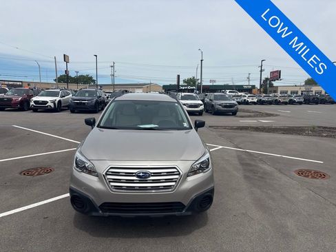 Used 2017 Subaru Outback 2.5i AWD/4WD image 10