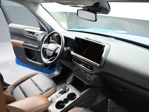 Used 2025 Ford Bronco Sport Outer Banks w/ Outer Banks Tech Package+ image 16